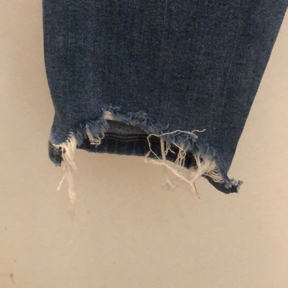 Zara Floral Embroidered Distressed Jeans - Picture 7 of 8